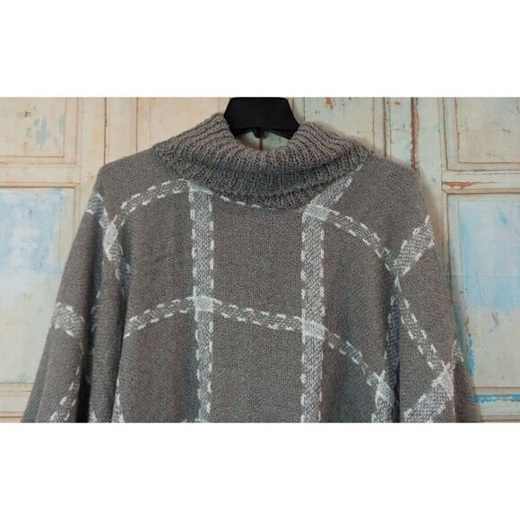 Laundry By Design Womens O/S Grey Combo Poncho Plaid Pure Acrylic Fringe Shawl - Picture 4 of 7